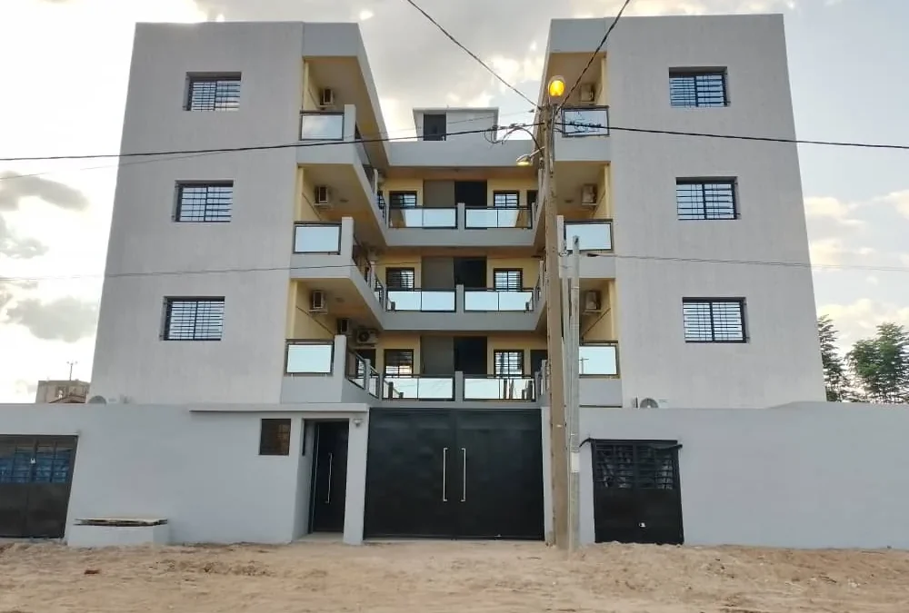 Immeuble de bureaux R+3 à Bouaké